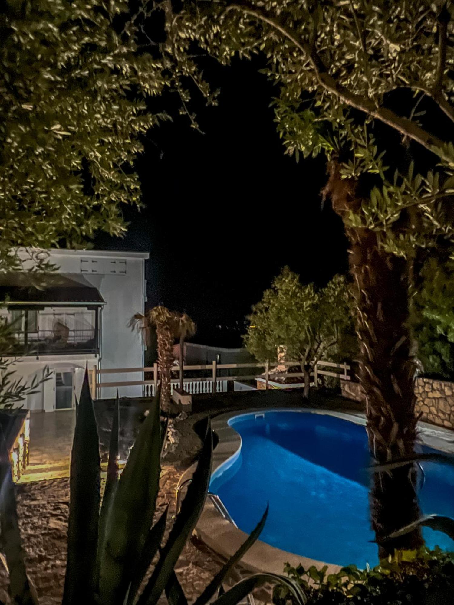 Apartments Villa Klaudia - Adults Only Crikvenica Exteriér fotografie